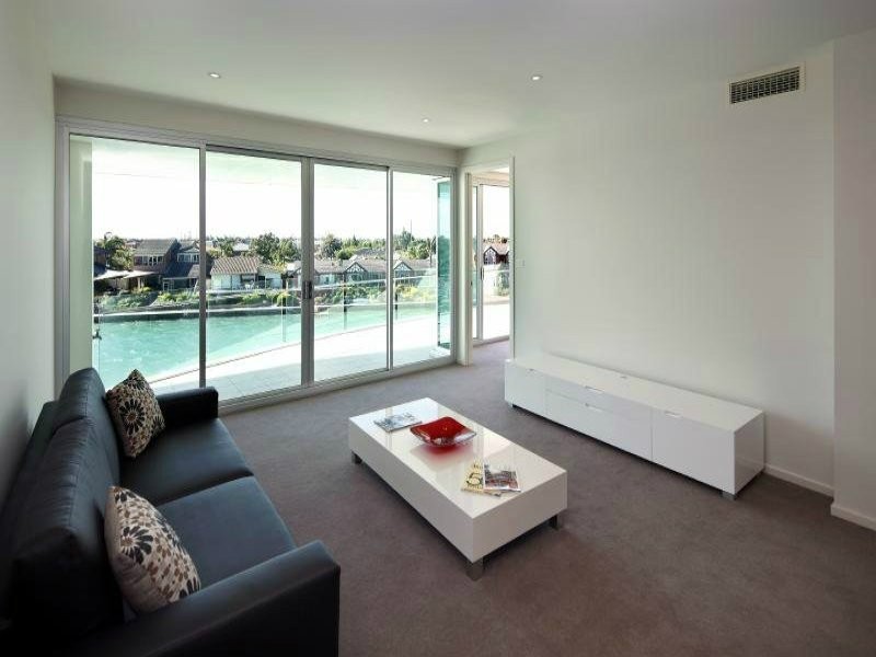 21/155 Brebner Drive, West Lakes Shore SA 5020