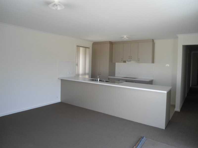 8 Willys Street, Munno Para West SA 5115