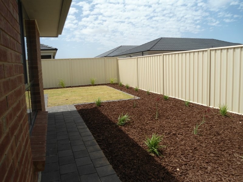 8 Willys Street, Munno Para West SA 5115