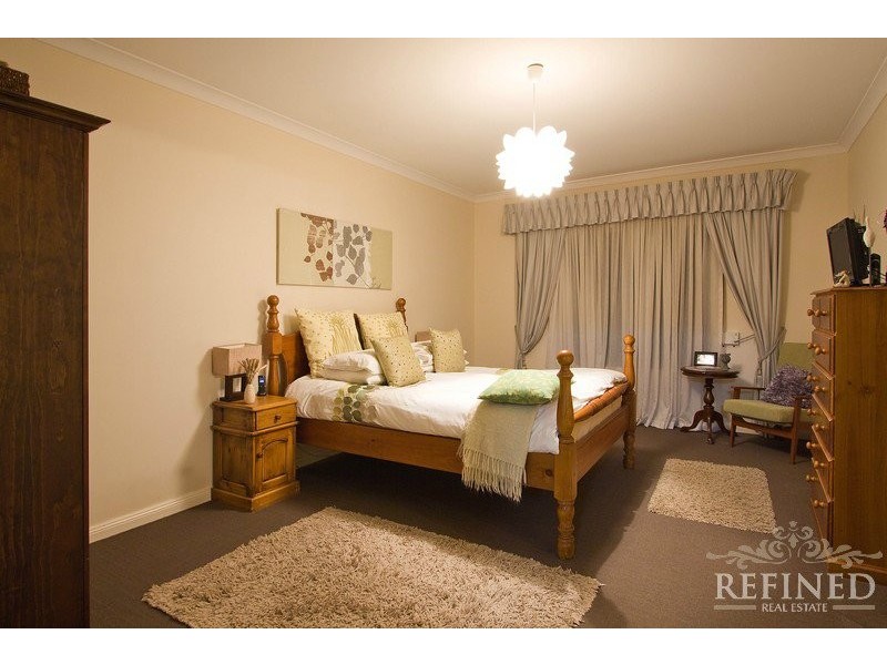 16 Lakeview Crescent, Highbury SA 5089
