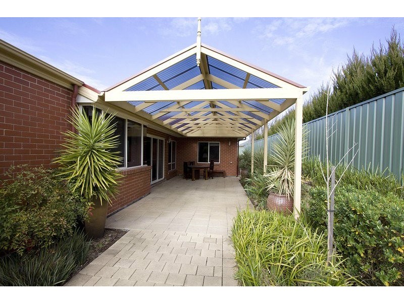 2 Davenport Terrace, Mount Barker SA 5251