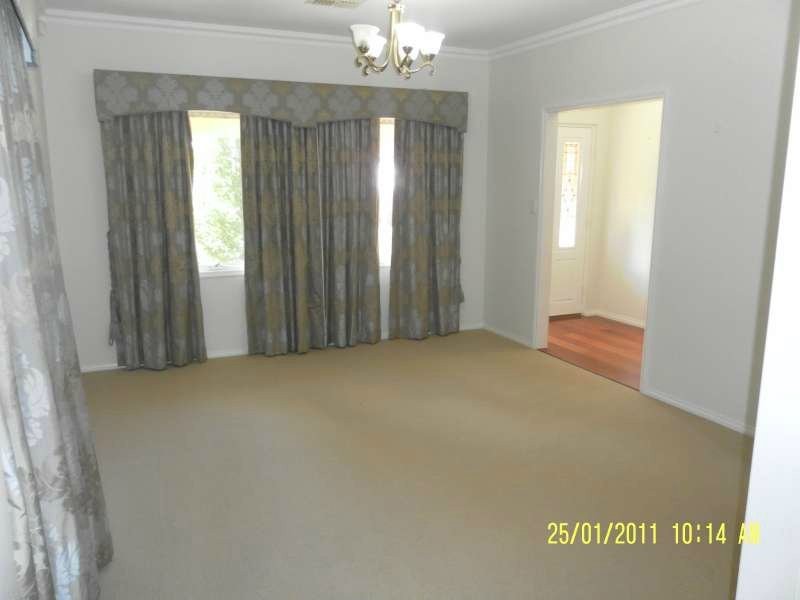 2 Davenport Terrace, Mount Barker SA 5251