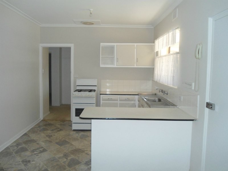 9 Ernest Street, Taperoo SA 5017