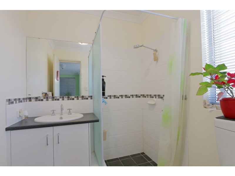 1/14 Scarpview Place, East Cannington WA 6107