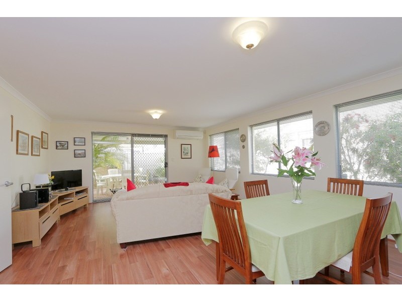 1/14 Scarpview Place, East Cannington WA 6107