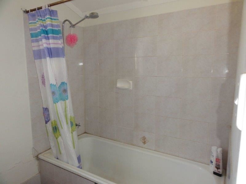 25 Woolgar Street, Merredin WA 6415