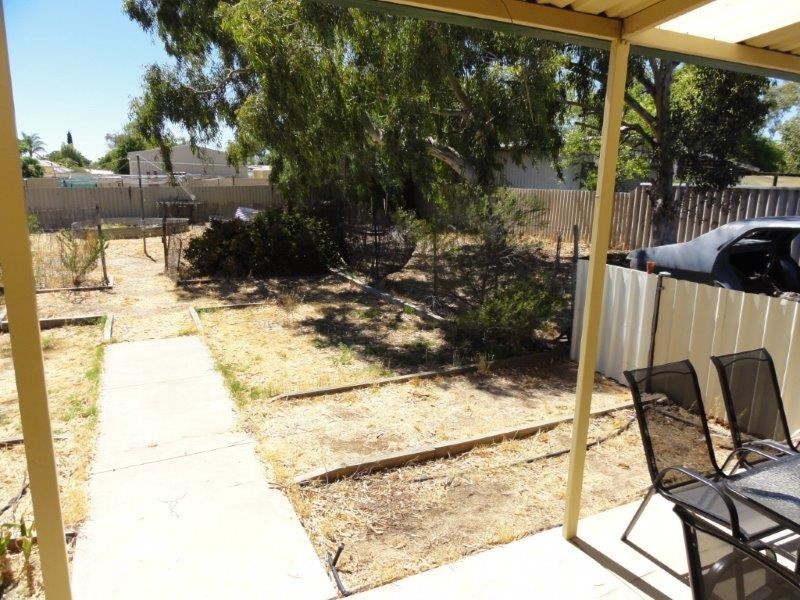 25 Woolgar Street, Merredin WA 6415