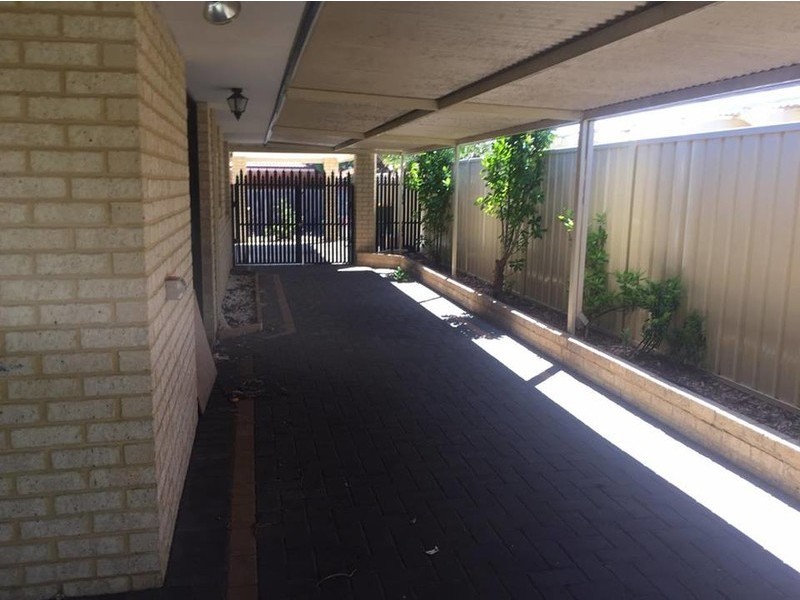 32 Little Green Gardens, Quinns Rocks WA 6030