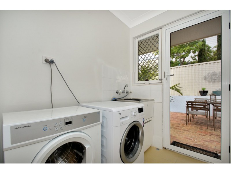 33B Camberwarra Drive, Craigie WA 6025