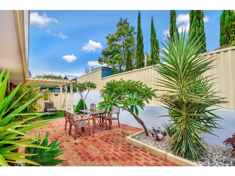 33B Camberwarra Drive, Craigie WA 6025