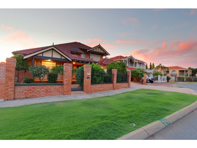 29 Landrail Road, Stirling WA 6021