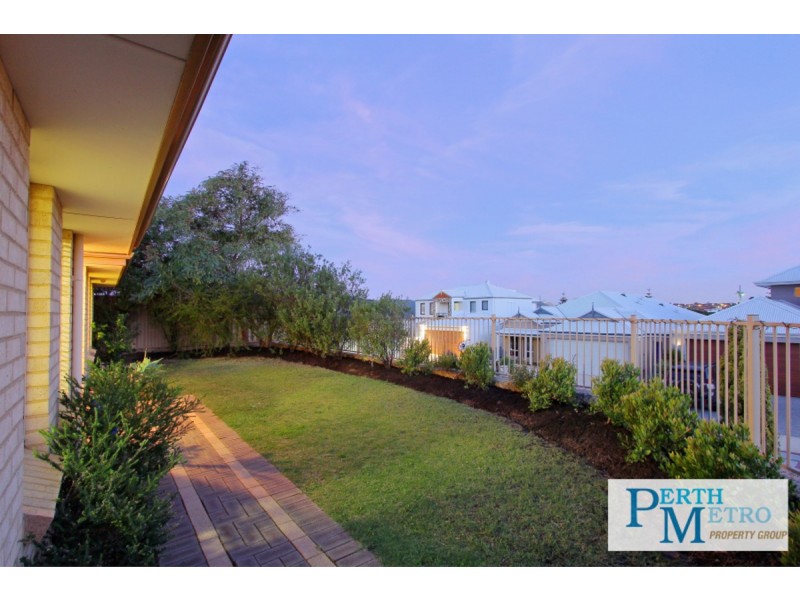 152 Delgado Parade, Iluka WA 6028