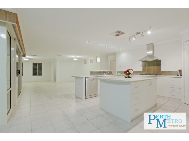 152 Delgado Parade, Iluka WA 6028