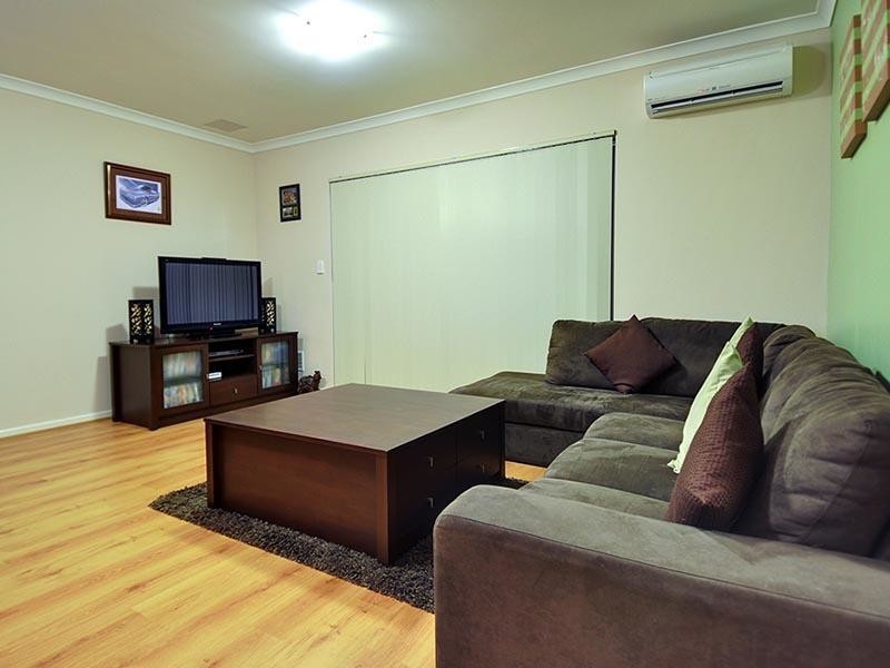 68 Merlot Way, Pearsall WA 6065