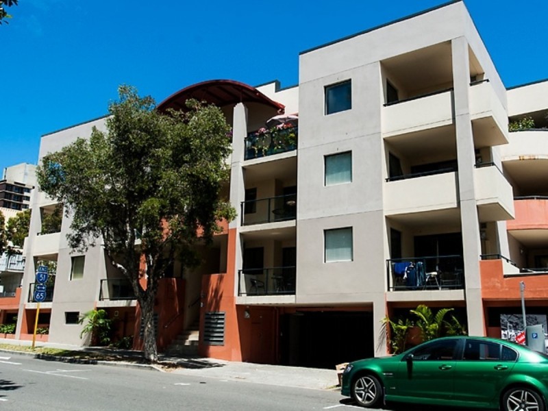 18/121 Hill Street, East Perth WA 6004