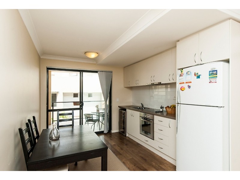 18/121 Hill Street, East Perth WA 6004