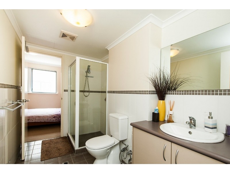 18/121 Hill Street, East Perth WA 6004