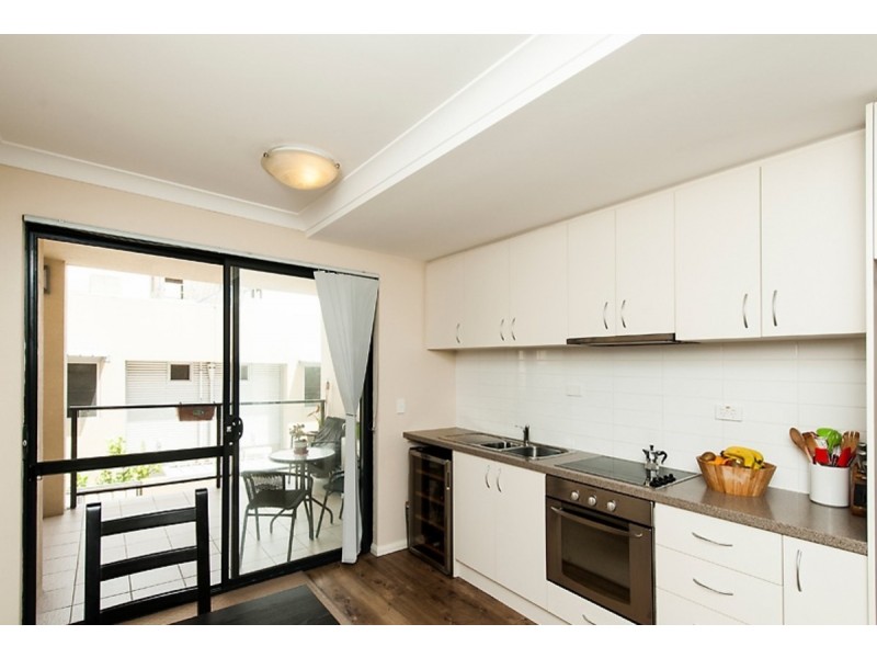 18/121 Hill Street, East Perth WA 6004