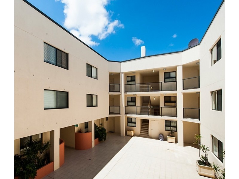 18/121 Hill Street, East Perth WA 6004