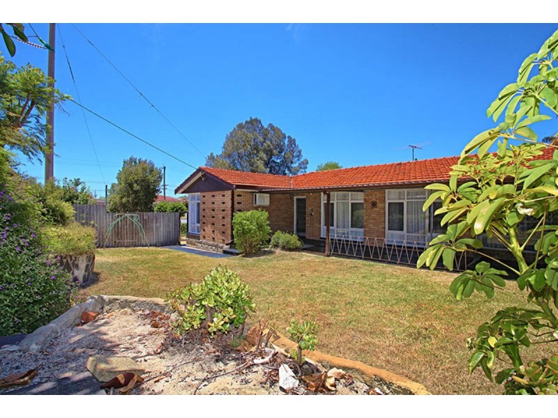 182 Collier Road, Embleton WA 6062