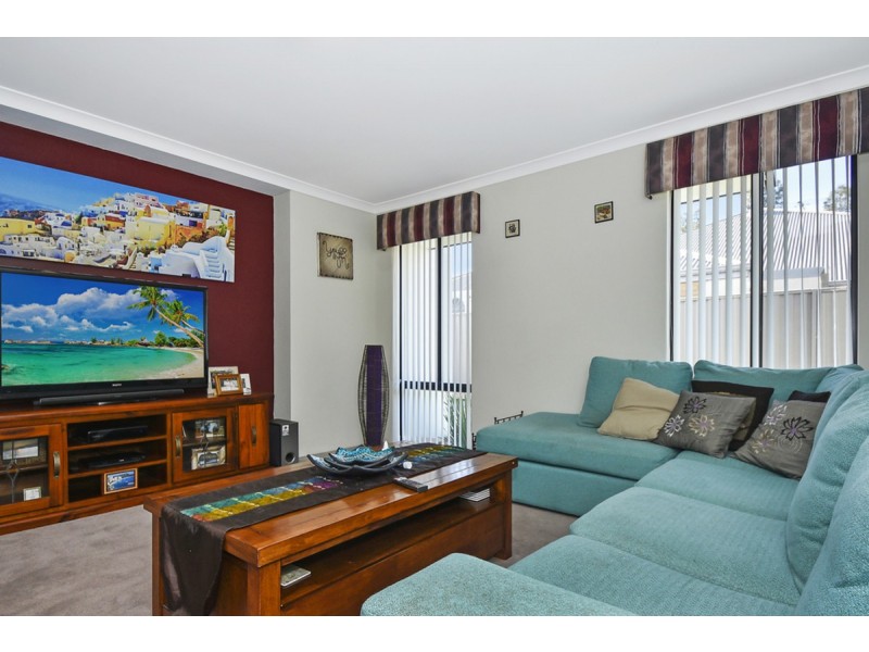 4 Macdougal Way, Harrisdale WA 6112