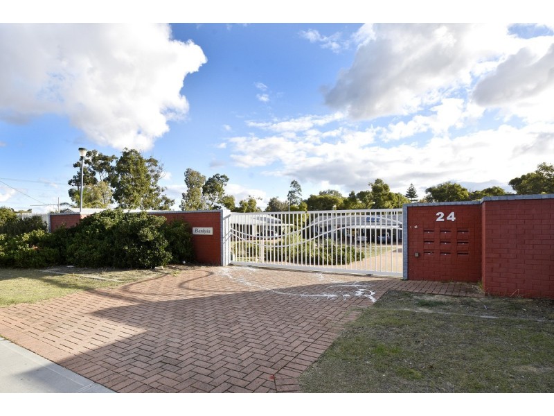 24F Pelham Way, Girrawheen WA 6064