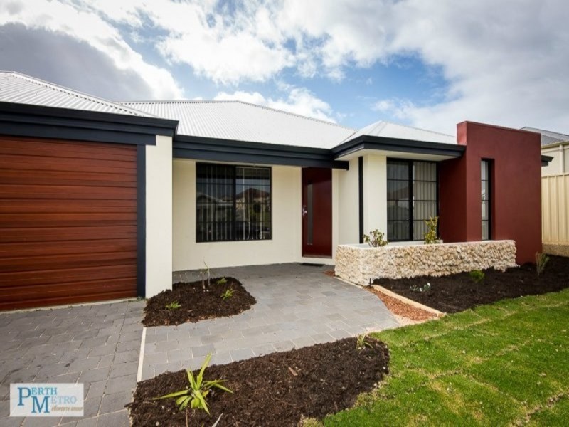 9 Culvers Road, Secret Harbour WA 6173