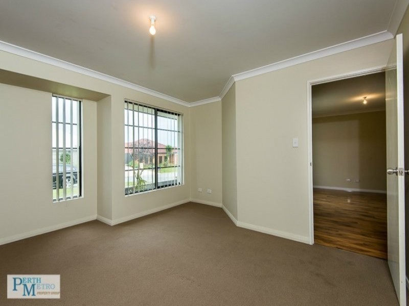 9 Culvers Road, Secret Harbour WA 6173