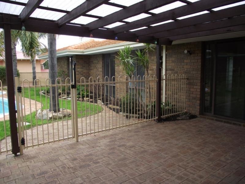 25 Springvale Drive, Warwick WA 6024