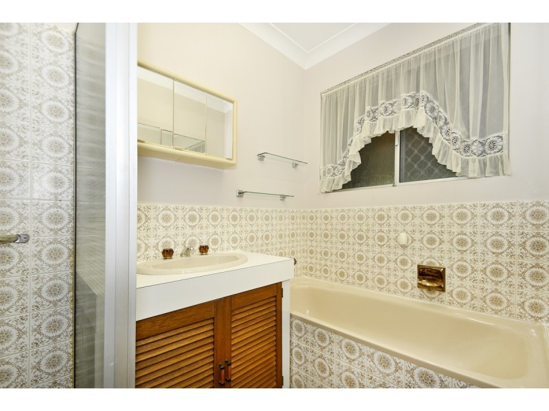 6 Nerang Court, Armadale WA 6112