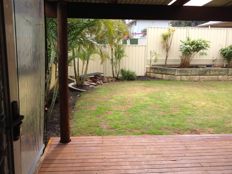 24G Pelham Way, Girrawheen WA 6064