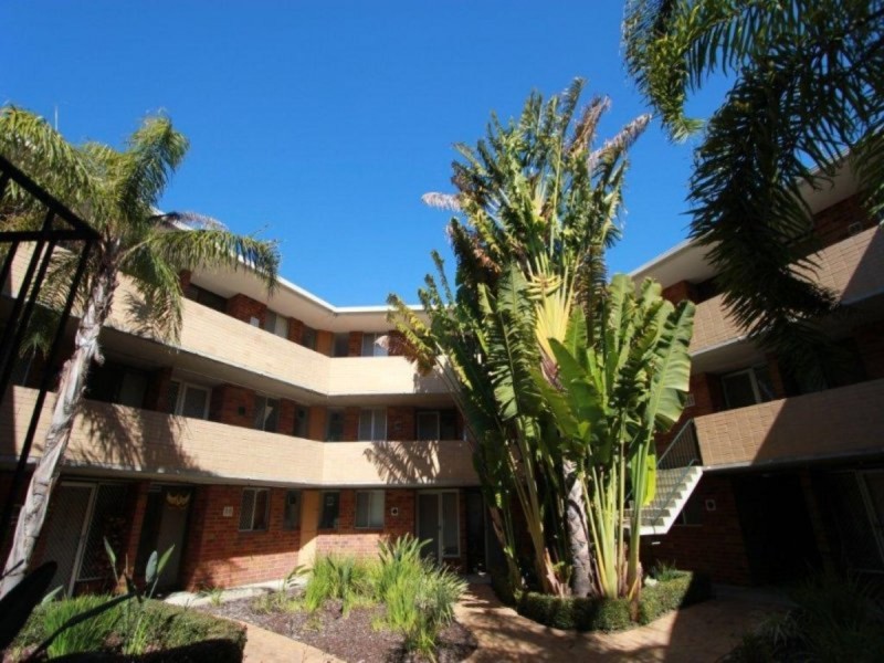 19E/47 Herdsman Parade, Wembley WA 6014