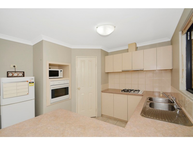 111 Hillcrest Road, Alexander Heights WA 6064