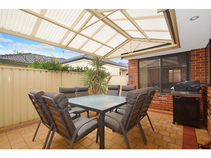 64B Eastdene Circle, Nollamara WA 6061