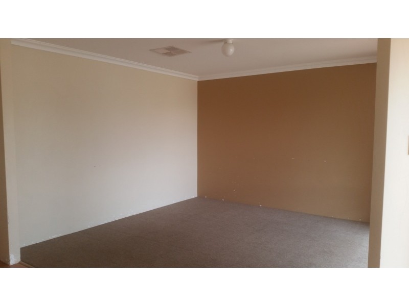 14 Alderton Road, Butler WA 6036