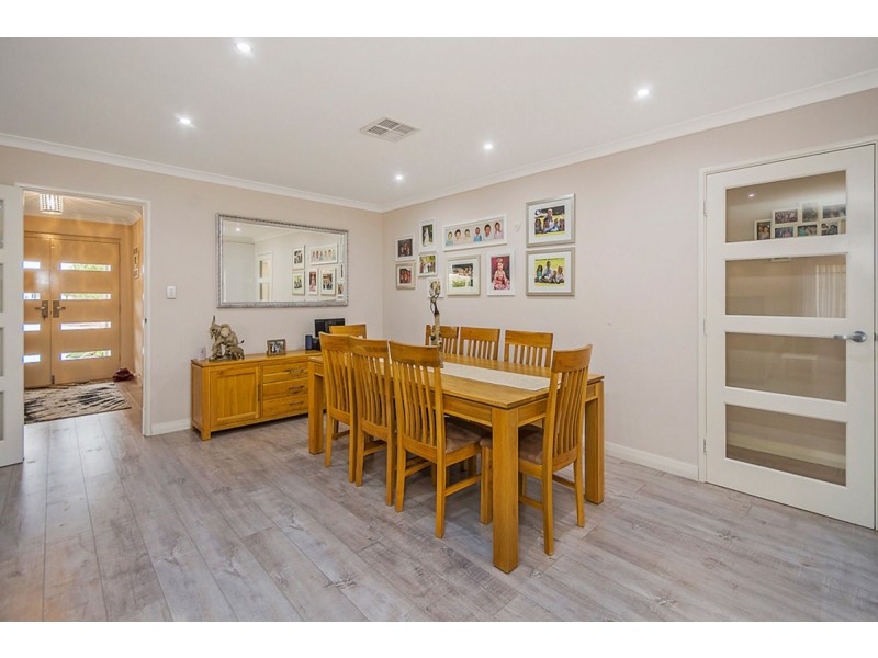 4 Diego Entrance, Southern River WA 6110