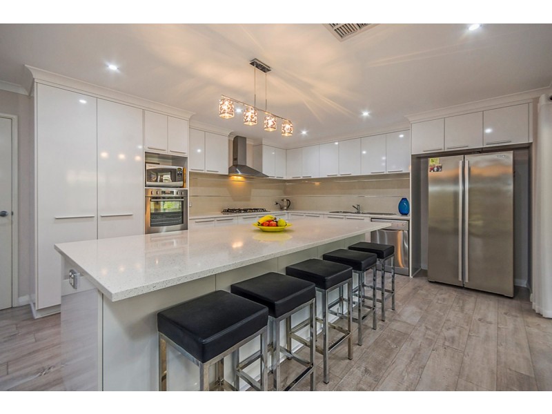 4 Diego Entrance, Southern River WA 6110
