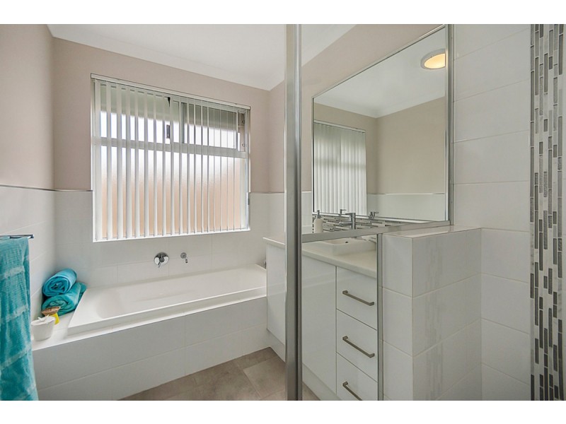 4 Diego Entrance, Southern River WA 6110