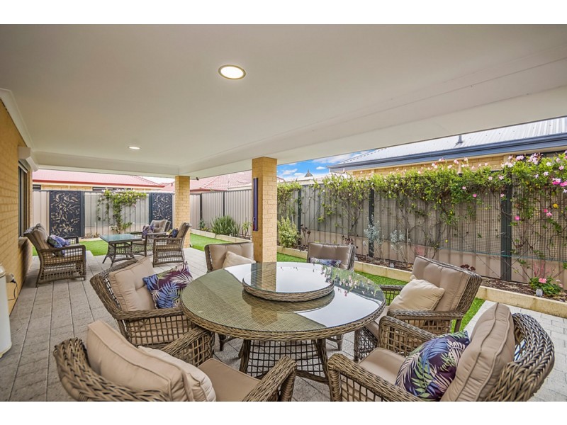 4 Diego Entrance, Southern River WA 6110