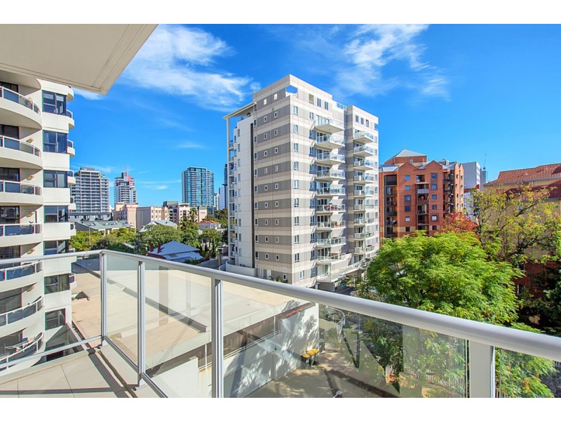 21/35 Wellington Street, East Perth WA 6004