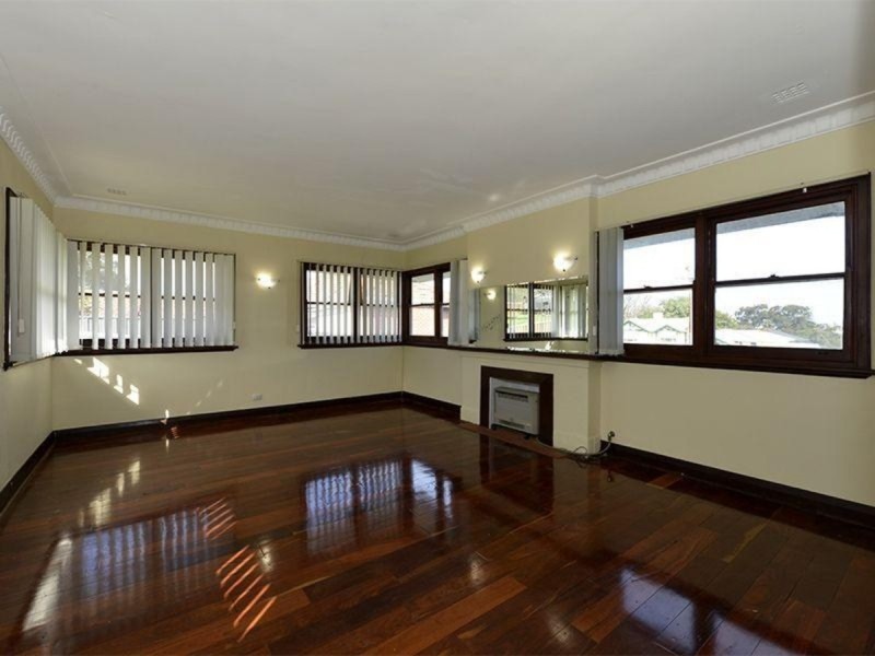 3 Grosvenor Road, Bayswater WA 6053