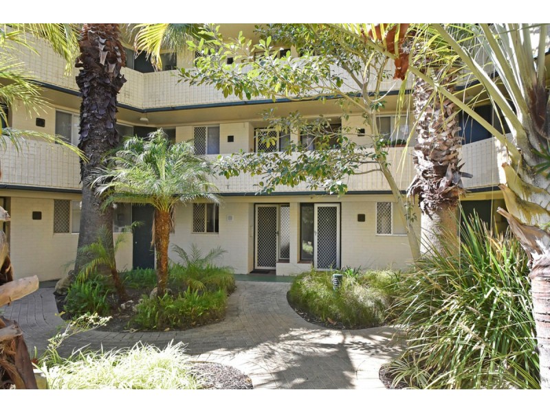 20T/24 Pearson Street, Churchlands WA 6018