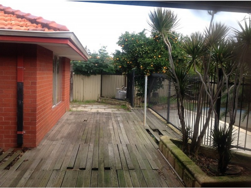 79 Carisbrooke Street, Maddington WA 6109