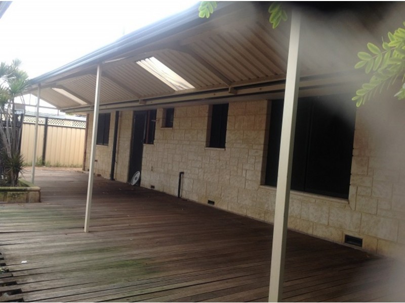 79 Carisbrooke Street, Maddington WA 6109