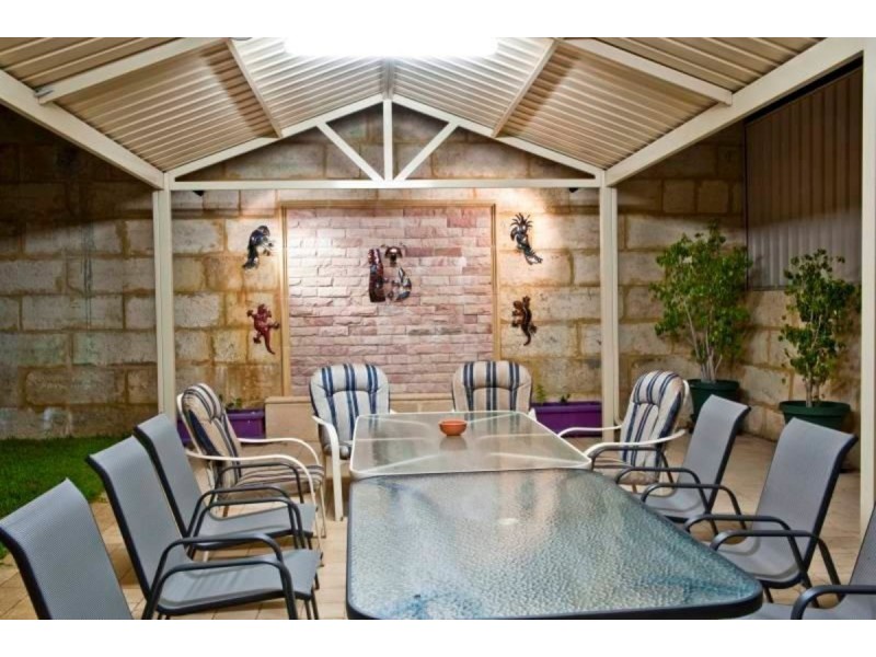 56 Hampton Road, Darch WA 6065