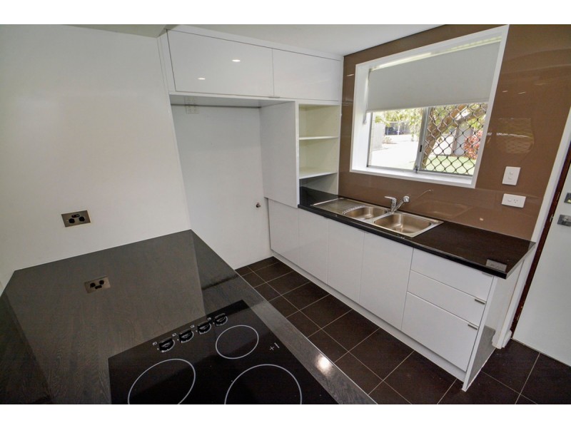 1/210 Swan Street, Yokine WA 6060