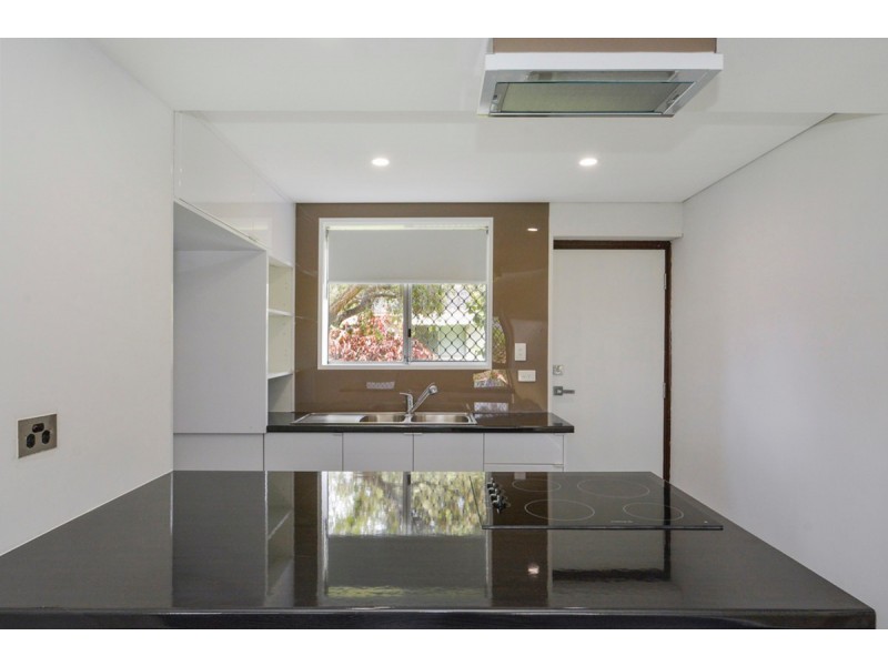 1/210 Swan Street, Yokine WA 6060