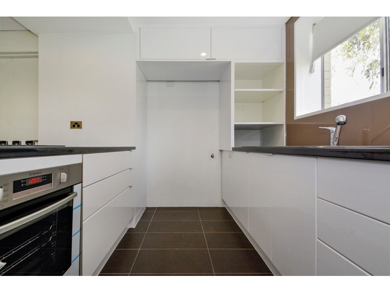 1/210 Swan Street, Yokine WA 6060