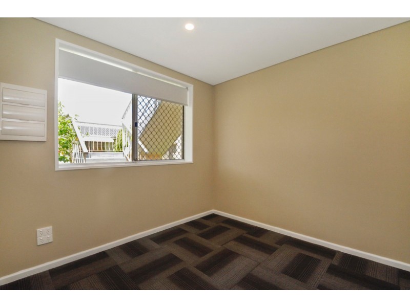 1/210 Swan Street, Yokine WA 6060