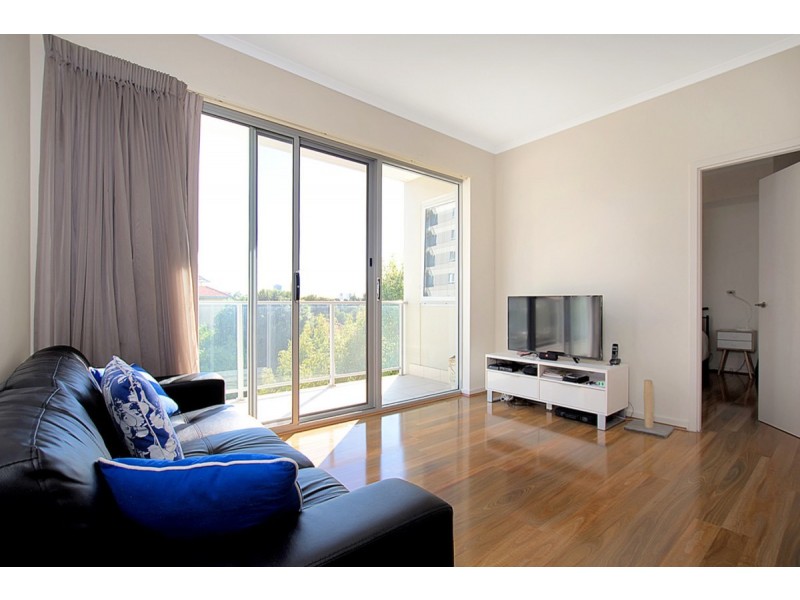 21/35 Wellington Street, East Perth WA 6004